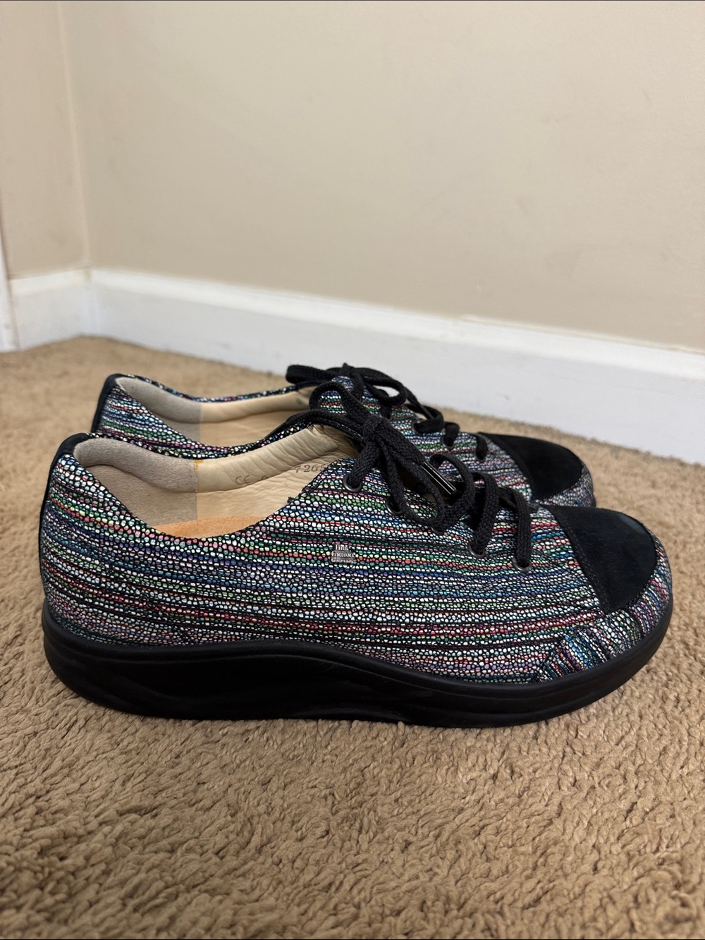 Finn Comfort Women's Multi-Color Comfort Lace-Up Sneakers size 6 Lagenlook Artsy